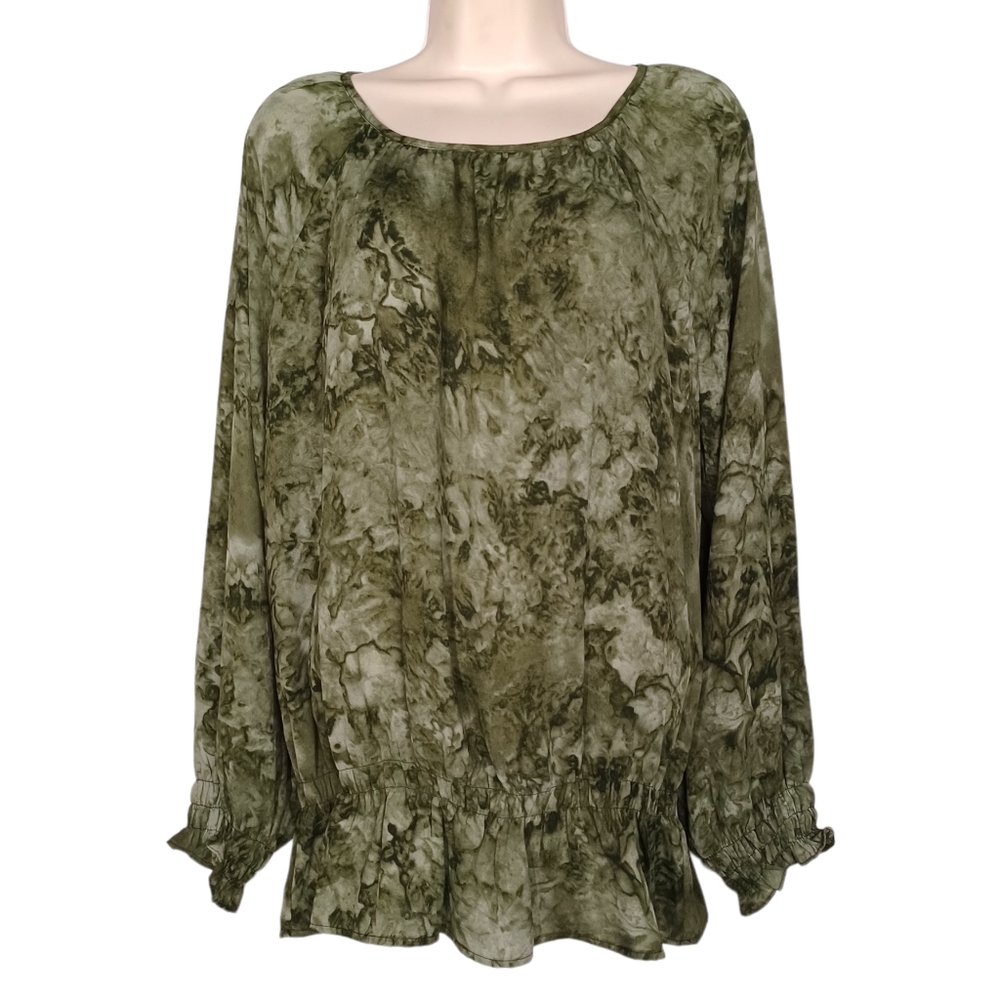 COUNTERPARTS Green Watercolor Print Smocked Long Sleeve Top Medium NWT